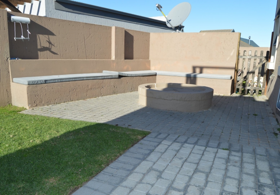 4 Bedroom Property for Sale in Blue Mountain Village Western Cape